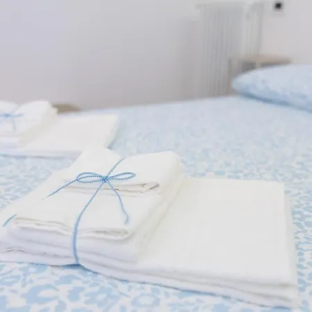 Apartamento Casa Azzura Bilocale Chic A Due Passi Dal Duomo