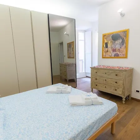 Casa Azzura Bilocale Chic A Due Passi Dal Duomo Appartement Pinerol