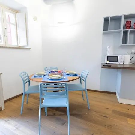 Apartamento Casa Azzura Bilocale Chic A Due Passi Dal Duomo